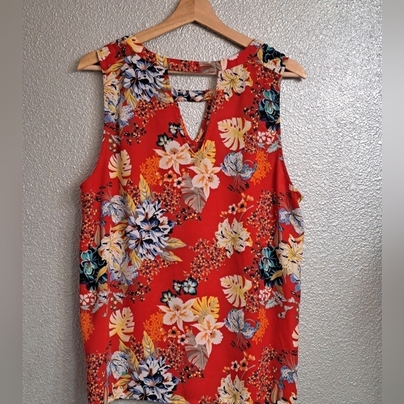 Collective Concepts Floral Blouse With Keyholes Size XXL - Picture 2 of 6